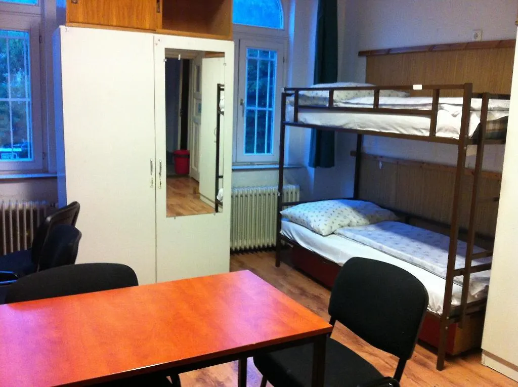 Season Hostel Budapest